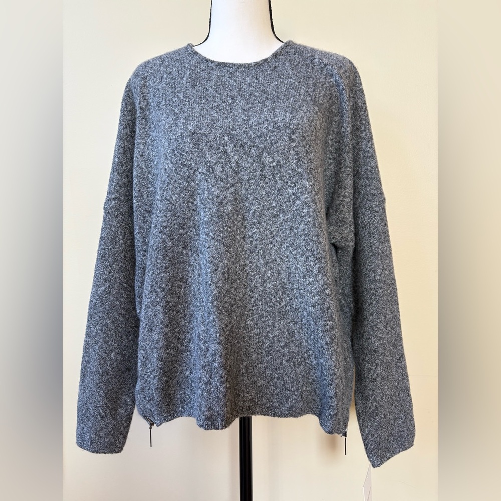 Ellen Tracy - NWT - Heathered Gray  Sweater - Size XL